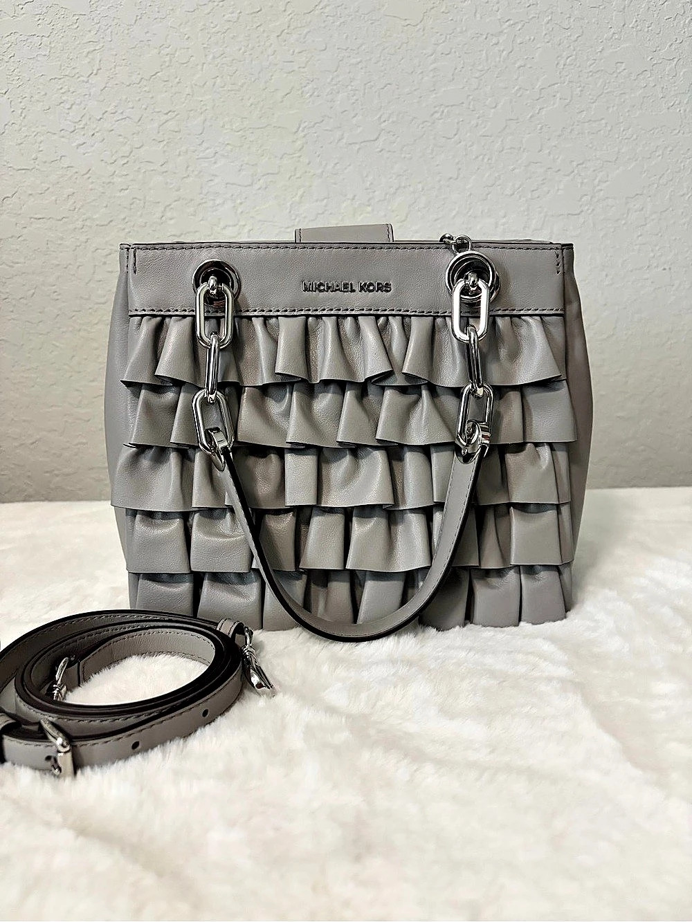 Michael Kors Cynthia Small Ruffled Satchel Gray Silver-Tone Hardwar - Picture 6 of 16